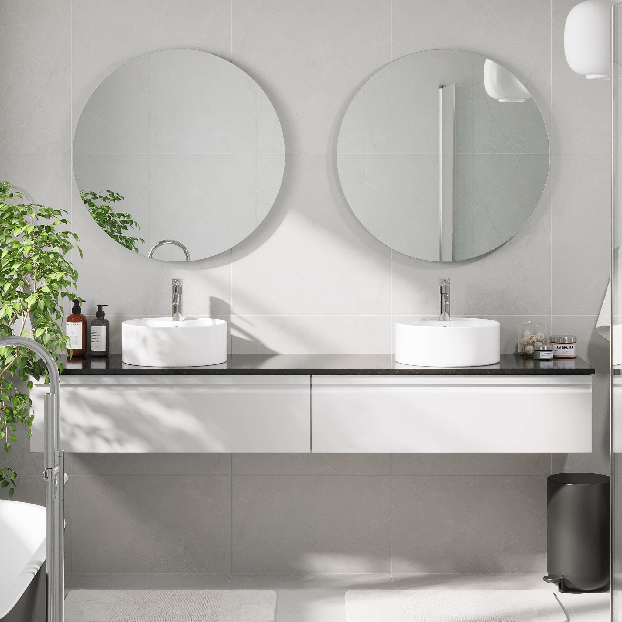 Mirage Badrumsmöbler med svart bänkskiva, Mattvit