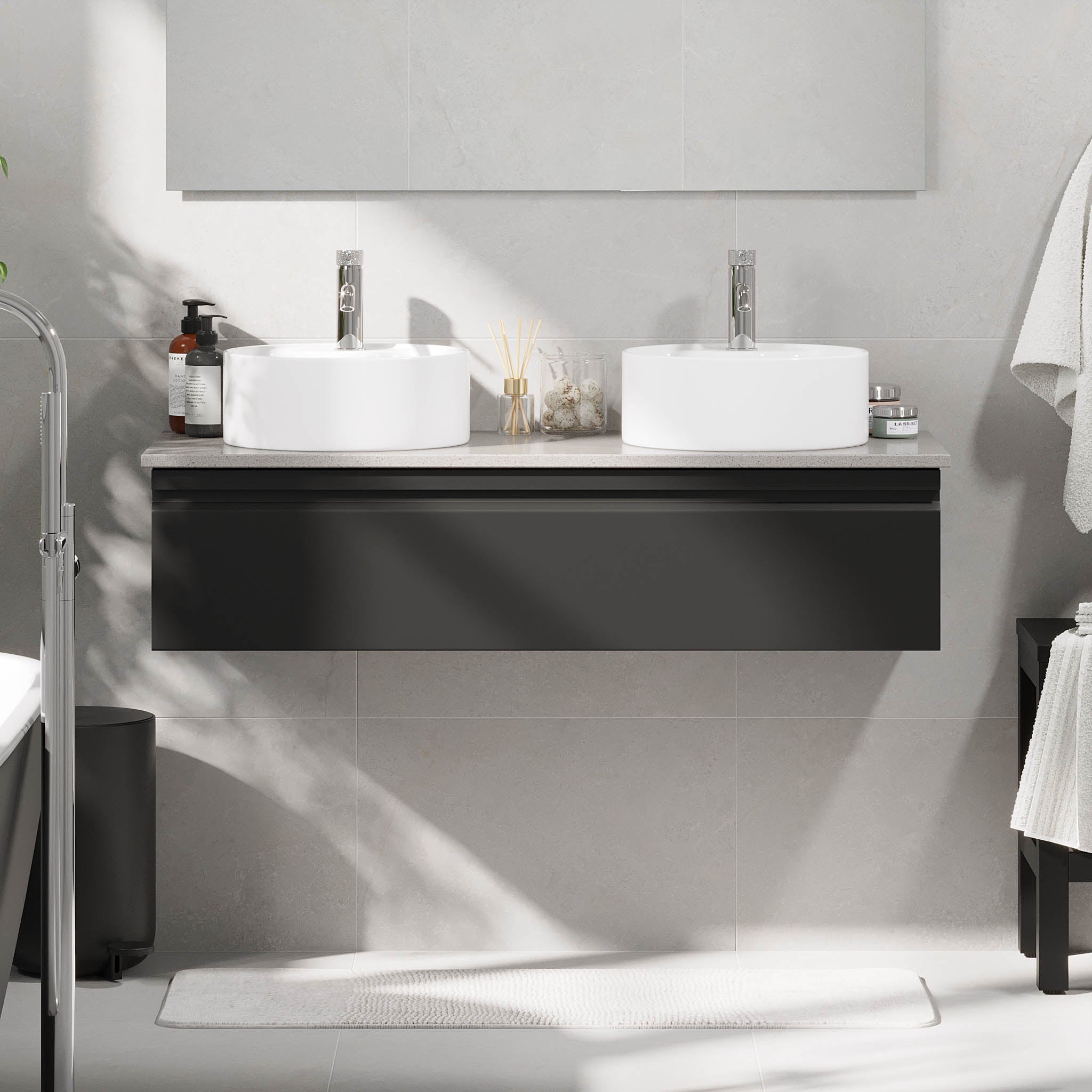 Mirage Badrumsmöbler med grå bänkskiva, Mattsvart