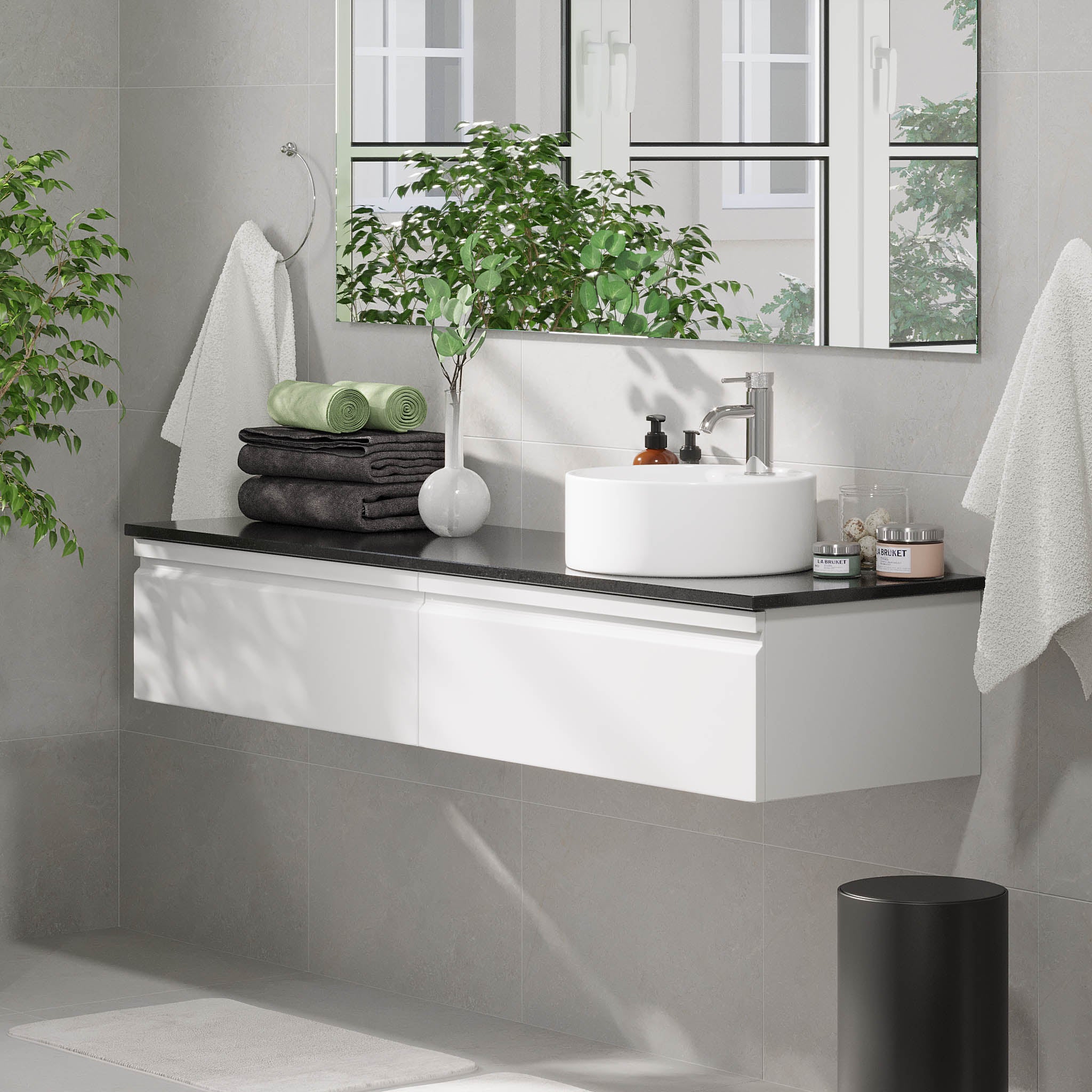 Mirage Badrumsmöbler med svart bänkskiva, Mattvit